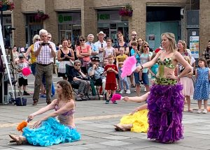belly dancing in woodley town centre